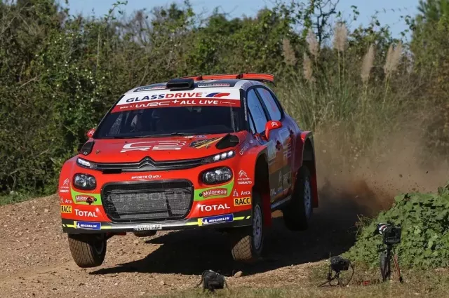 Glassdrive patrocina el equipo de PSA Citroën Racing