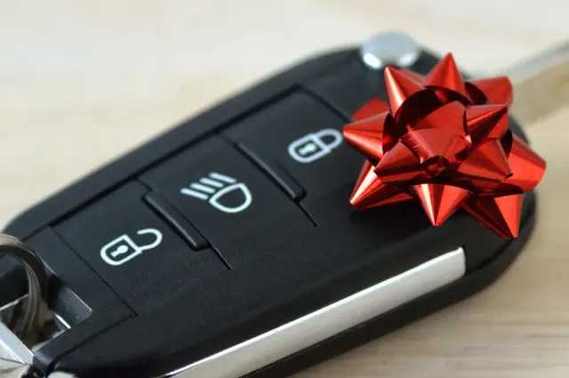 Coche nuevo defectuoso: derechos y soluciones